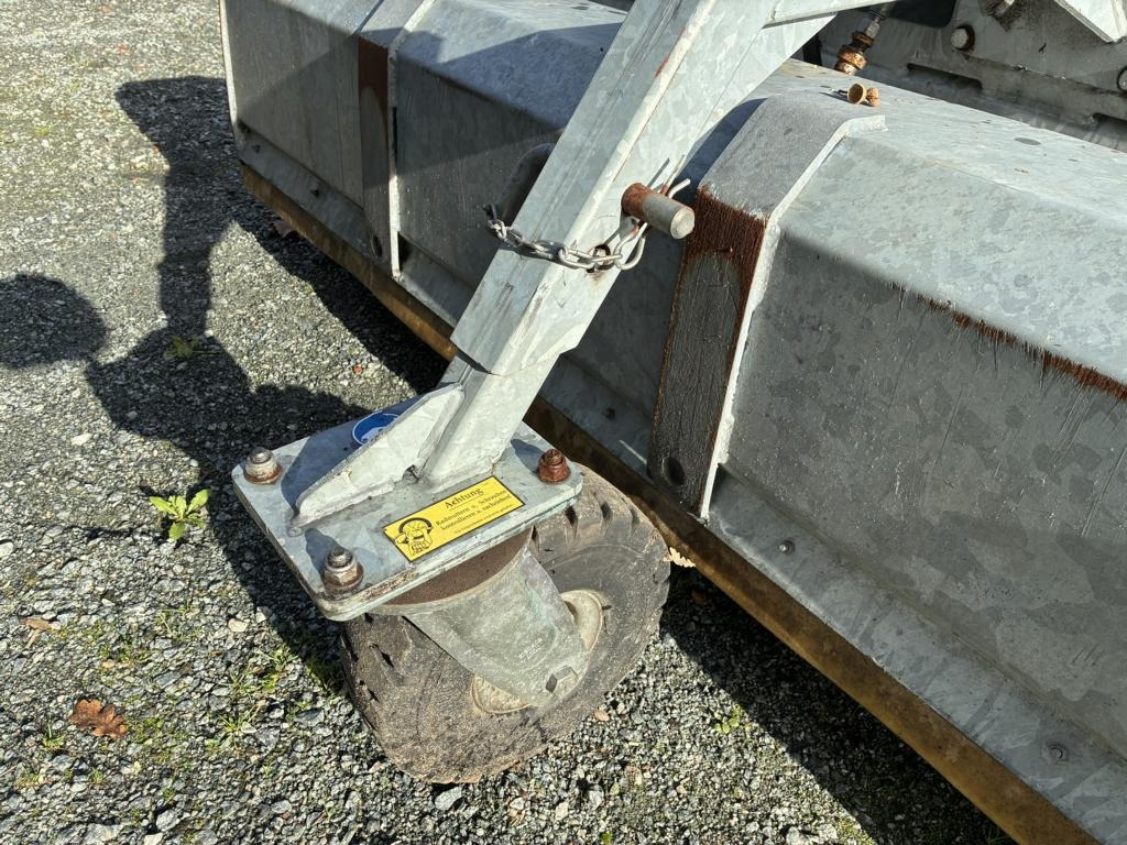 Fliegl KEH230/600 - جزازة العشب: صورة 3 Fliegl KEH230/600 - جزازة العشب: صورة 3