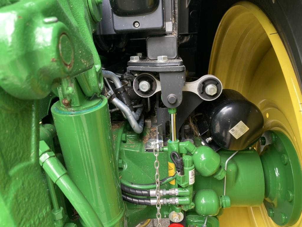 John Deere 6R145 - جرار: صورة 2 John Deere 6R145 - جرار: صورة 2