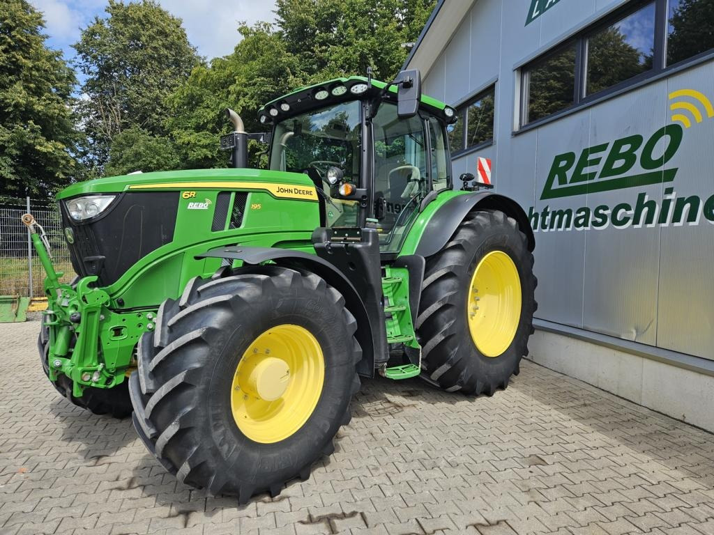 John Deere 6R195 - جرار: صورة 1 John Deere 6R195 - جرار: صورة 1