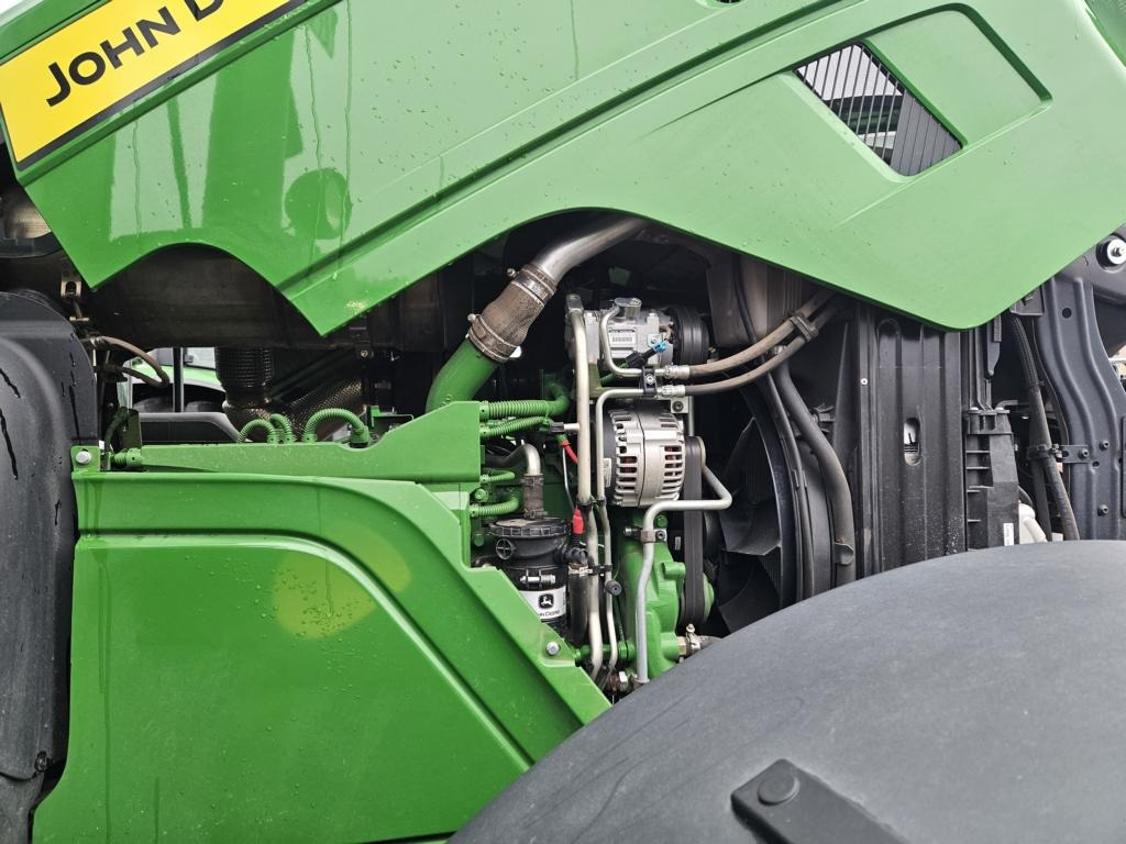 John Deere 6R215 - جرار: صورة 2 John Deere 6R215 - جرار: صورة 2