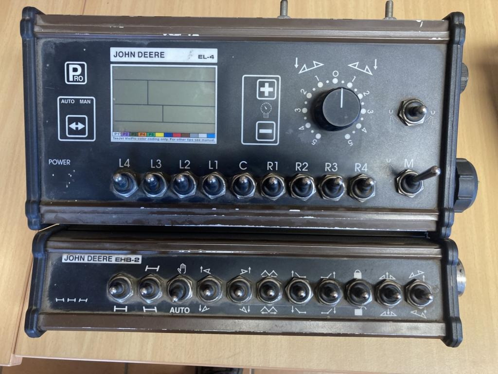 John Deere 732 - آلة: صورة 2 John Deere 732 - آلة: صورة 2