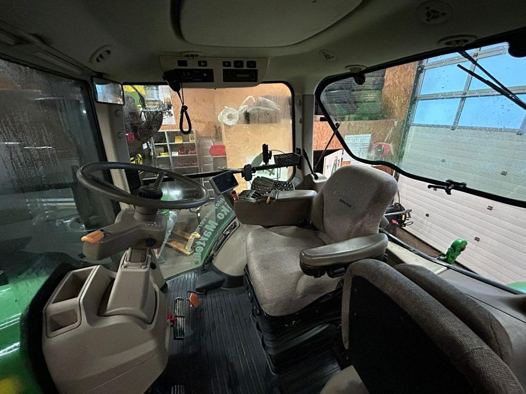 John Deere 8245R - جرار: صورة 3 John Deere 8245R - جرار: صورة 3