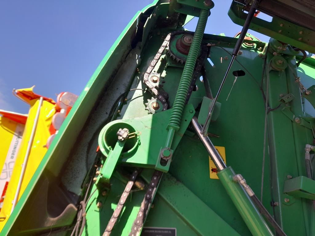 جديدة آلة تغليف بالة التبن John Deere 864 Premium: صورة 12
