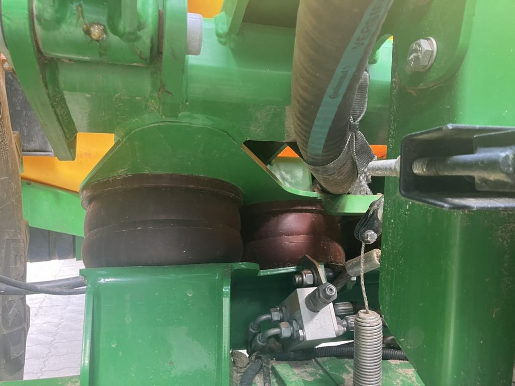 John Deere BASISMASCHINE R944I POWRSPRAY - بخاخ مقطورة: صورة 4 John Deere BASISMASCHINE R944I POWRSPRAY - بخاخ مقطورة: صورة 4