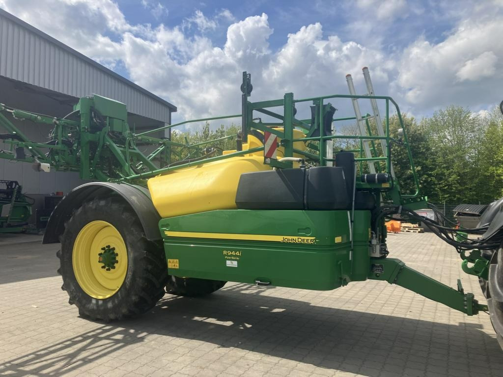 John Deere BASISMASCHINE R944I POWRSPRAY - بخاخ مقطورة: صورة 1 John Deere BASISMASCHINE R944I POWRSPRAY - بخاخ مقطورة: صورة 1
