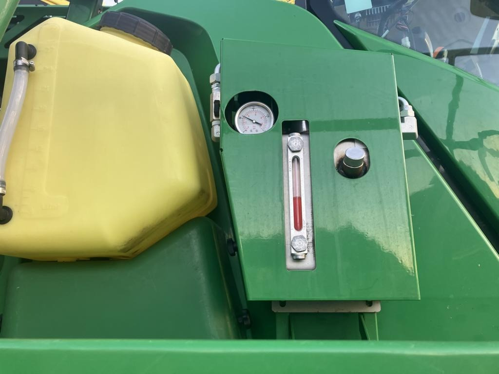 جديدة حصادة John Deere FELDHÄCKSLER 9900: صورة 21 جديدة حصادة John Deere FELDHÄCKSLER 9900: صورة 21