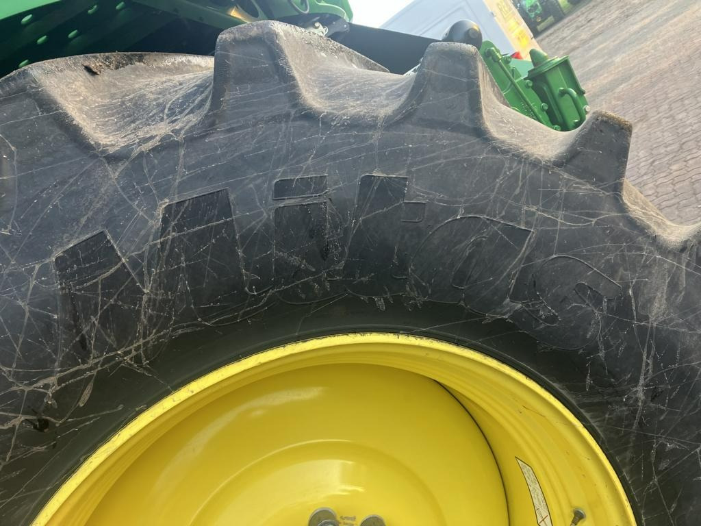 جديدة حصادة John Deere FELDHÄCKSLER 9900: صورة 15 جديدة حصادة John Deere FELDHÄCKSLER 9900: صورة 15