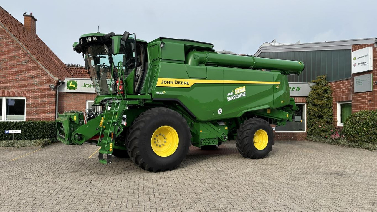 John Deere MÄHDRESCHER T5700 MY25 - حصادة موحَّدة: صورة 1 John Deere MÄHDRESCHER T5700 MY25 - حصادة موحَّدة: صورة 1