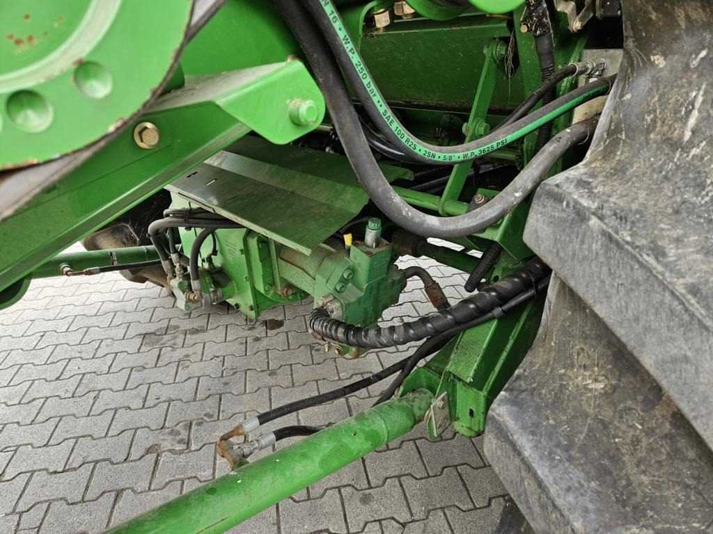 John Deere T560I - حصادة موحَّدة: صورة 5 John Deere T560I - حصادة موحَّدة: صورة 5