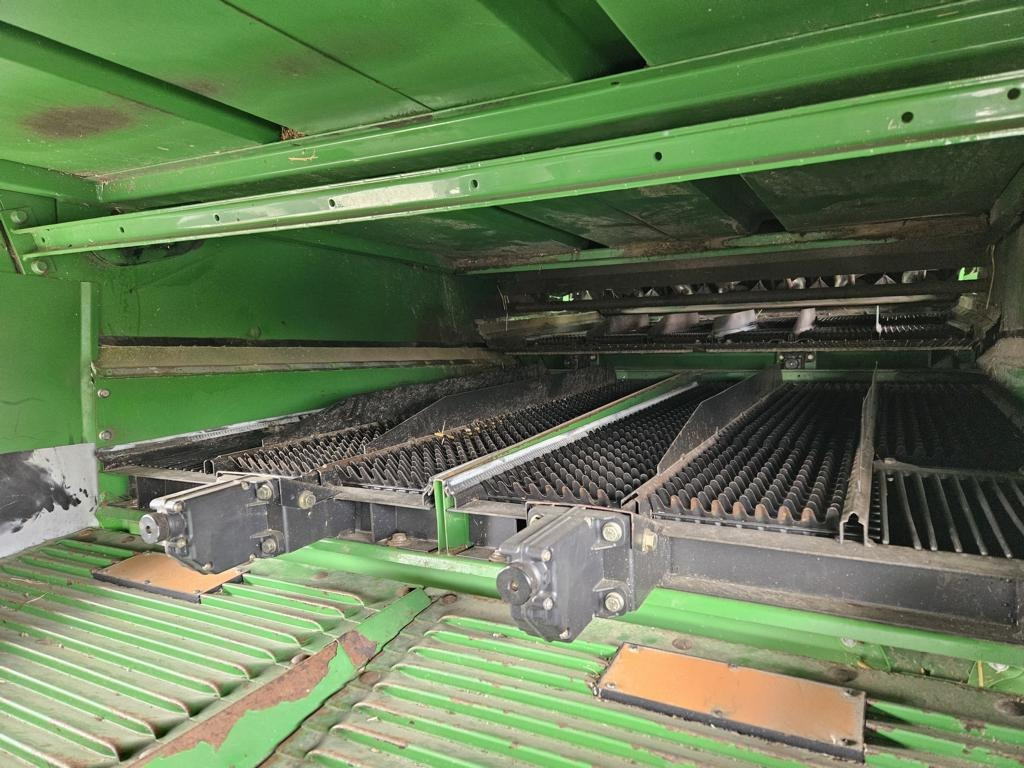 حصادة موحَّدة John Deere T560I: صورة 10