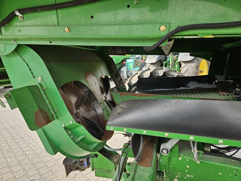 حصادة موحَّدة John Deere T560I: صورة 11
