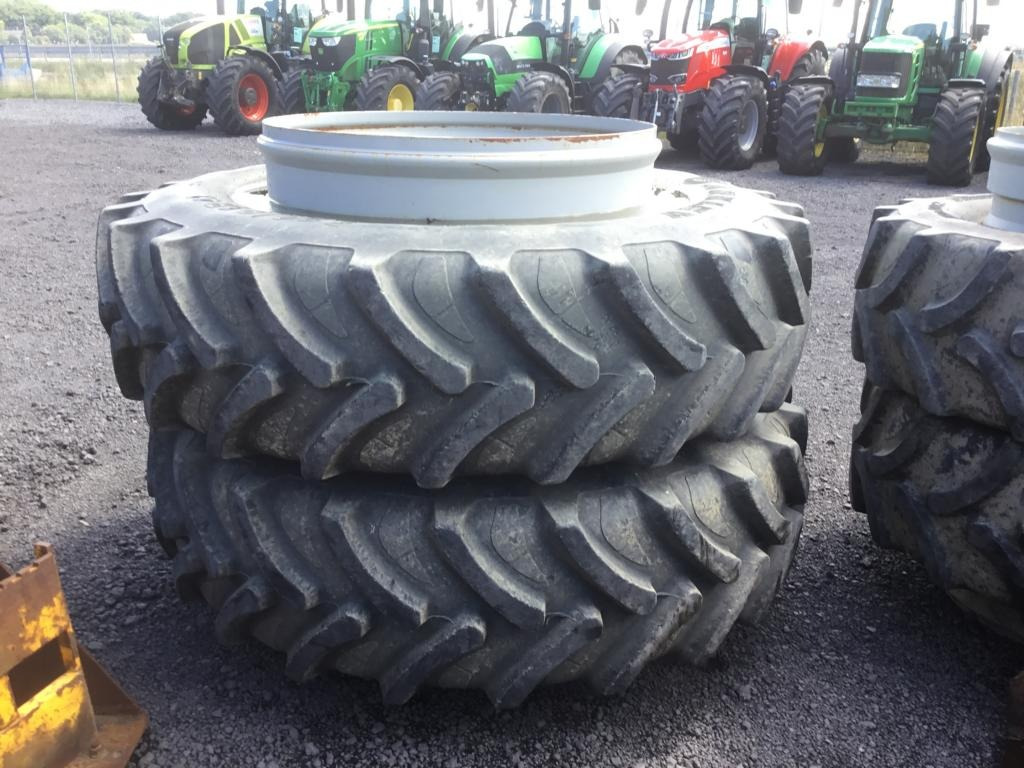 MFMassey 7726 DYNA-VT - جرار: صورة 4 MFMassey 7726 DYNA-VT - جرار: صورة 4