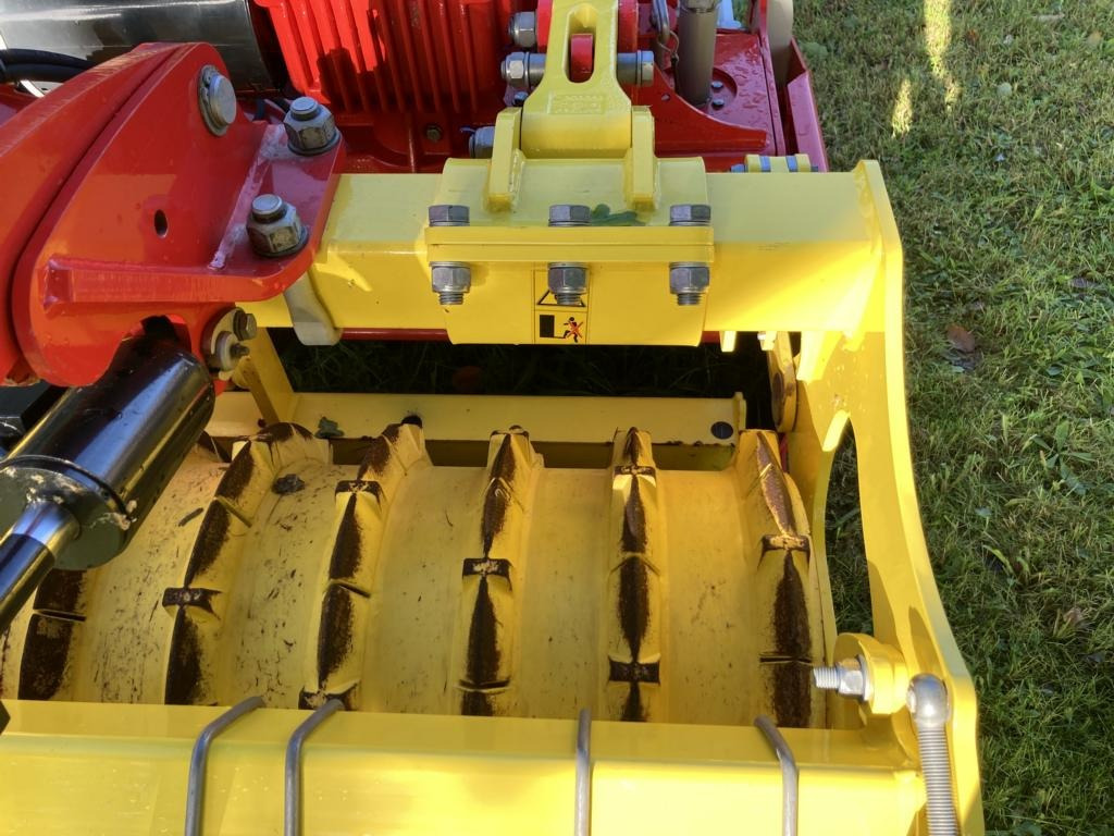 Pöttinger LION 403 C - زحافة: صورة 5 Pöttinger LION 403 C - زحافة: صورة 5