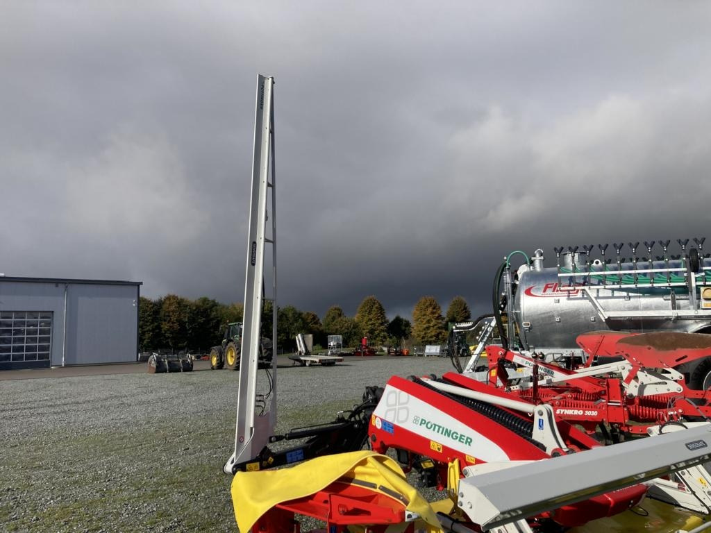 Pöttinger SENSOSAFE 300 - جزازة العشب: صورة 3 Pöttinger SENSOSAFE 300 - جزازة العشب: صورة 3