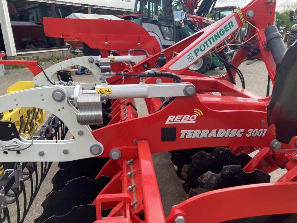 Pöttinger TERRADISC 3001 - قرص مسلفة: صورة 2 Pöttinger TERRADISC 3001 - قرص مسلفة: صورة 2
