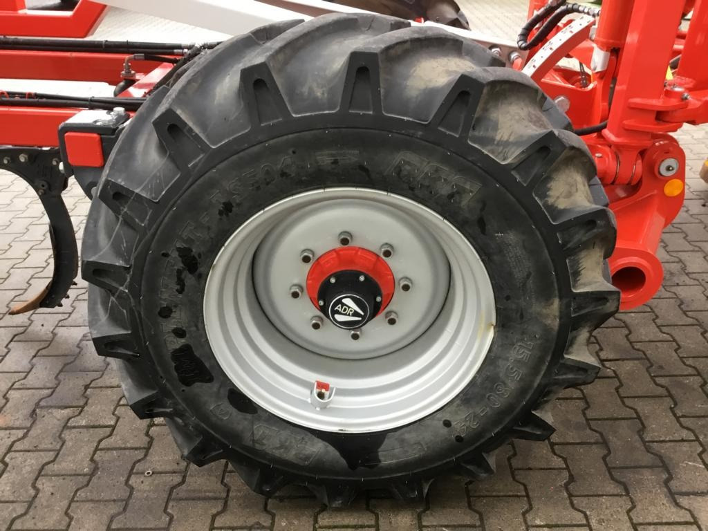 Pöttinger TERRIA 5040 - المحراث: صورة 4 Pöttinger TERRIA 5040 - المحراث: صورة 4