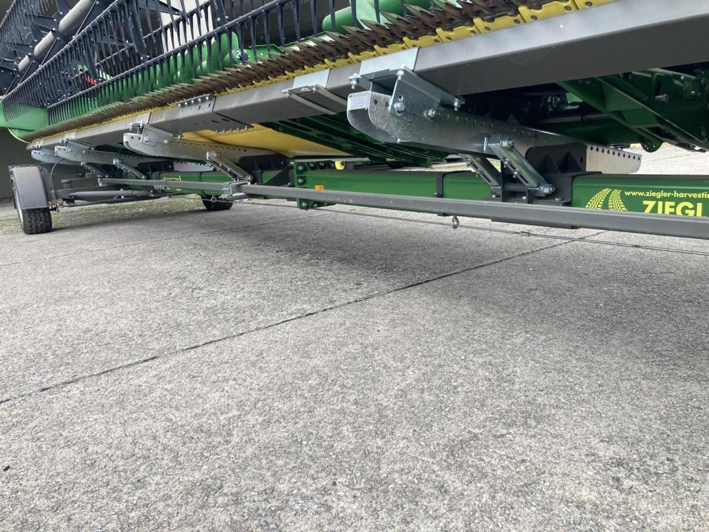 Ziegler 4WT JD RD35F - حصادة موحَّدة: صورة 1 Ziegler 4WT JD RD35F - حصادة موحَّدة: صورة 1