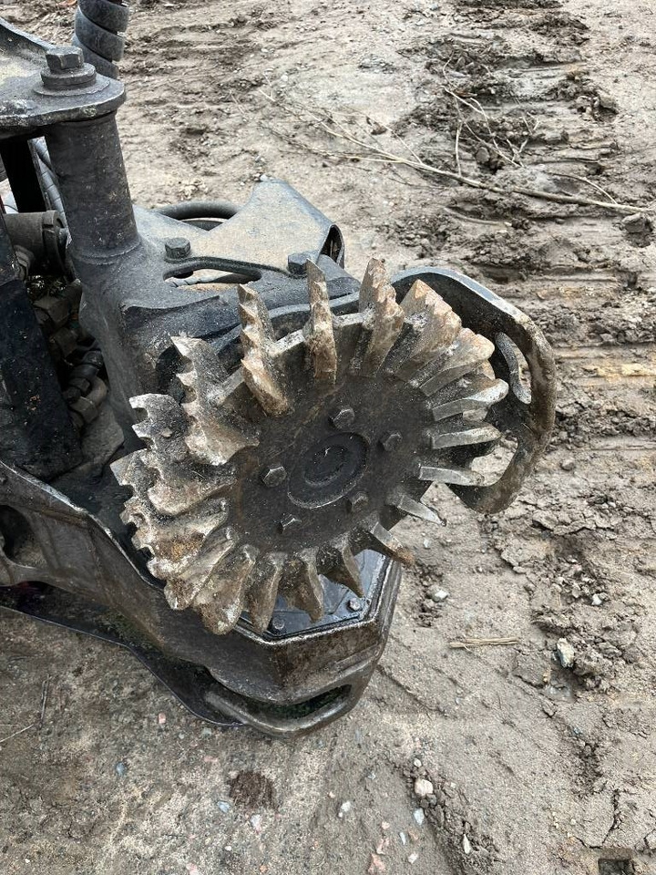 Komatsu 901XC - حصادة الأخشاب: صورة 4 Komatsu 901XC - حصادة الأخشاب: صورة 4