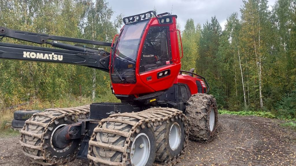 Komatsu 901 - حصادة الأخشاب: صورة 1 Komatsu 901 - حصادة الأخشاب: صورة 1