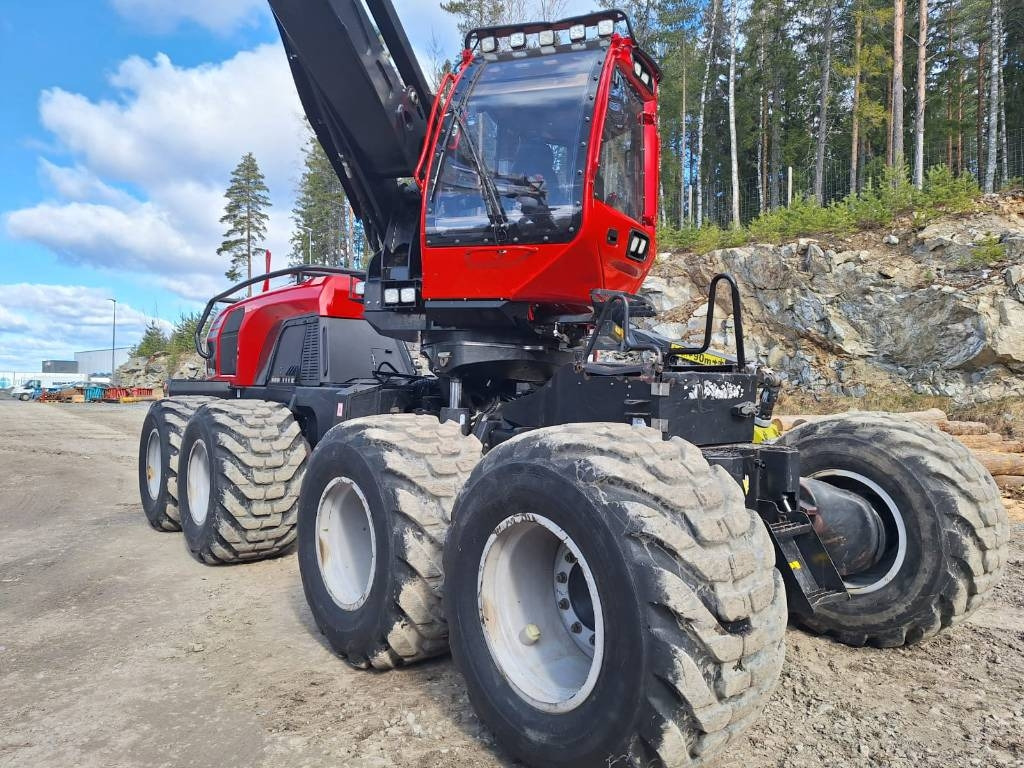 Komatsu 931 XC - حصادة الأخشاب: صورة 1 Komatsu 931 XC - حصادة الأخشاب: صورة 1