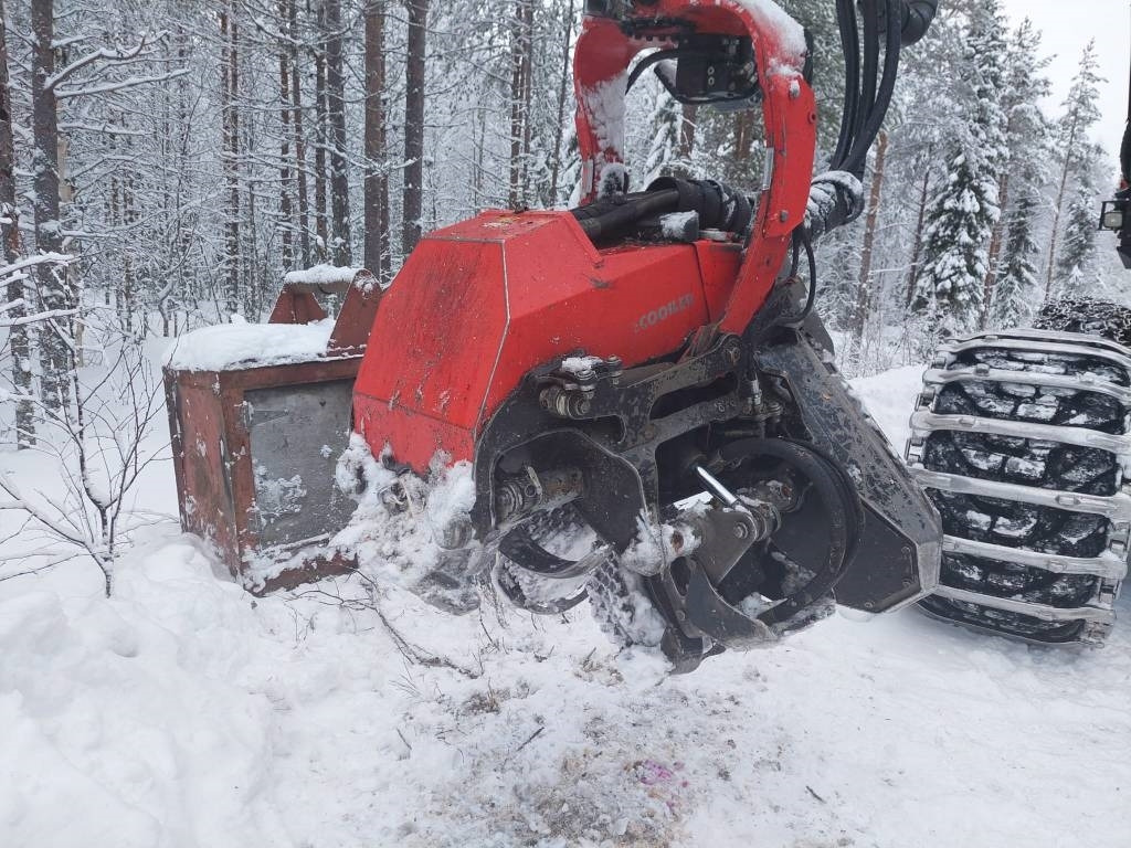 Komatsu 931 - حصادة الأخشاب: صورة 4 Komatsu 931 - حصادة الأخشاب: صورة 4