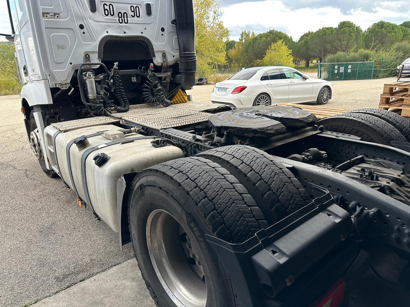 Mercedes-Benz Actros - وحدة جر: صورة 4 Mercedes-Benz Actros - وحدة جر: صورة 4