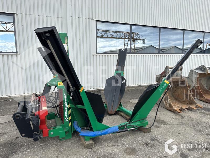 BYSTRON TRANSPLANTEUR D'ARBRES - الآلات الزراعية: صورة 1 BYSTRON TRANSPLANTEUR D'ARBRES - الآلات الزراعية: صورة 1