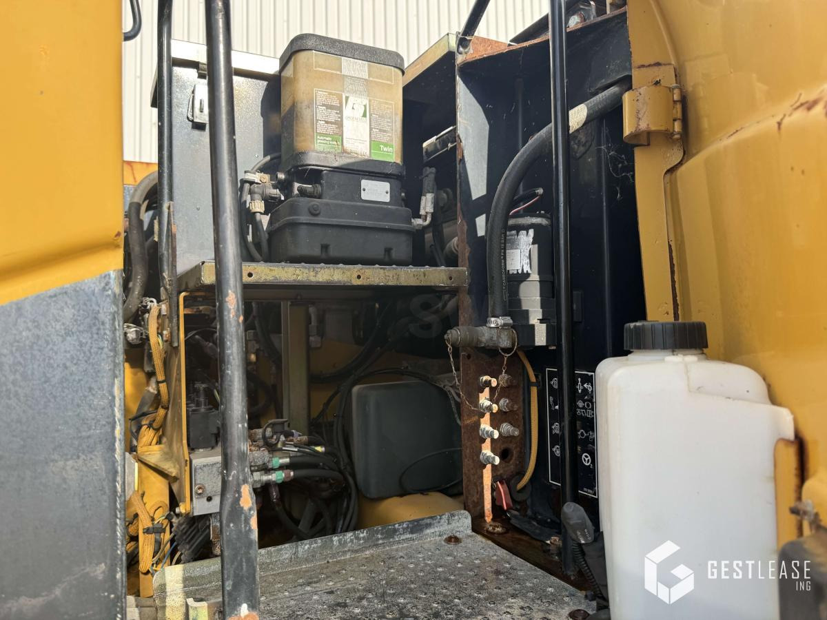 حفارة دولاب Caterpillar M313D: صورة 10