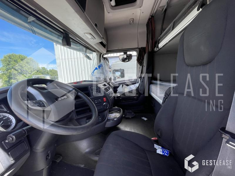 Interior photo 1: وحدة جر DAF XF480 Interior photo 1: وحدة جر DAF XF480