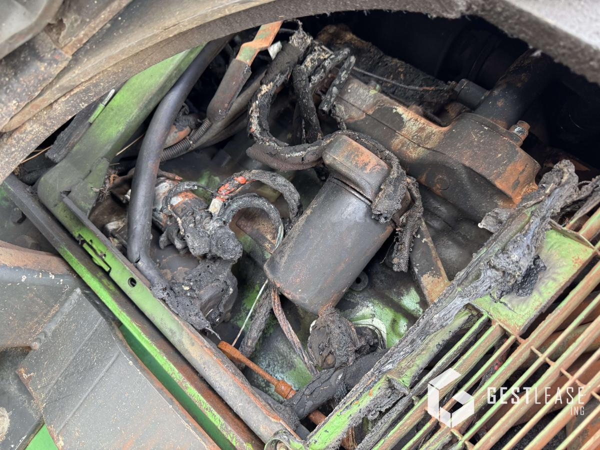 John Deere 6400 4RM - جرار: صورة 5 John Deere 6400 4RM - جرار: صورة 5