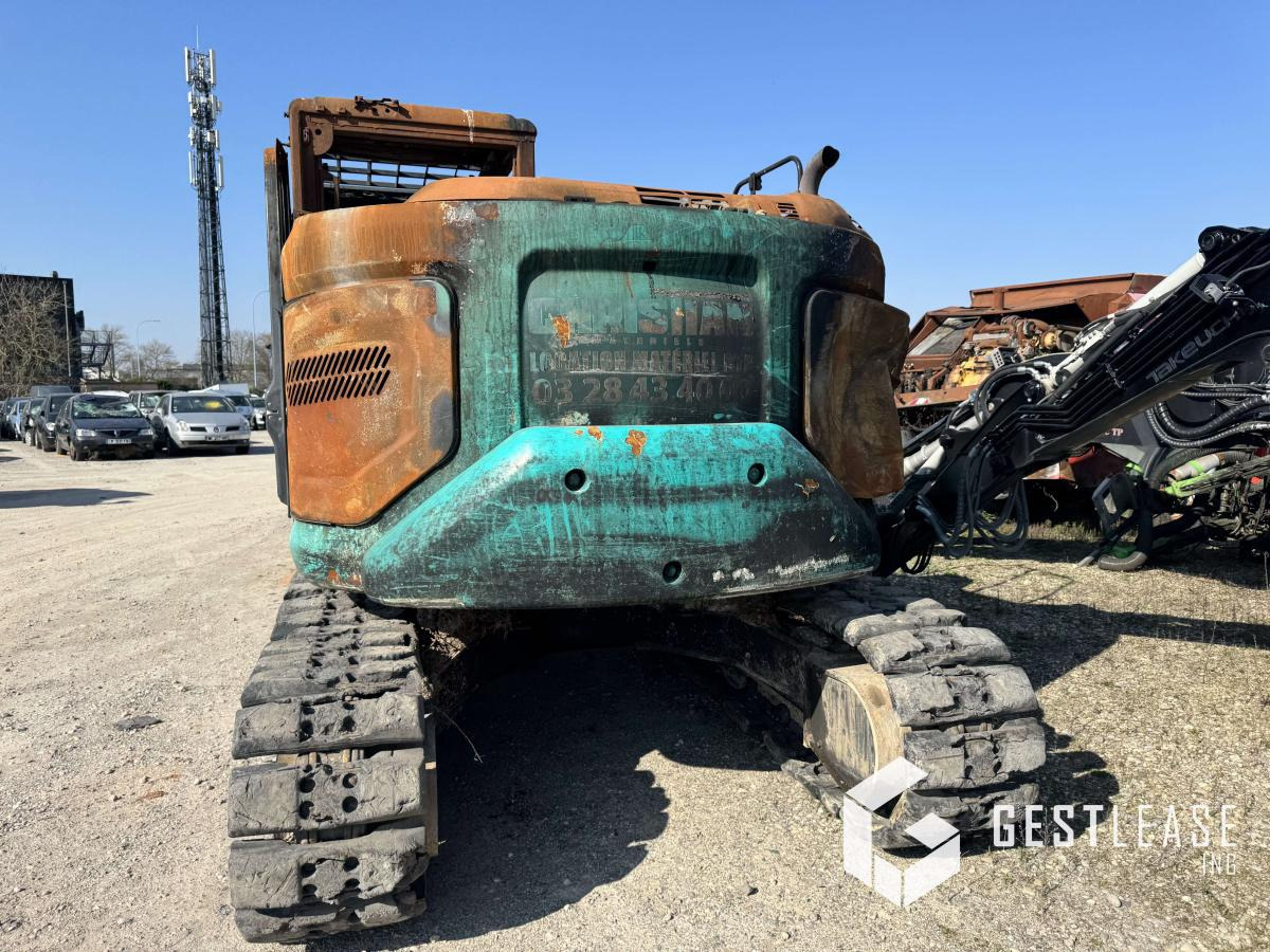 حفار زحاف Kobelco SK140: صورة 14