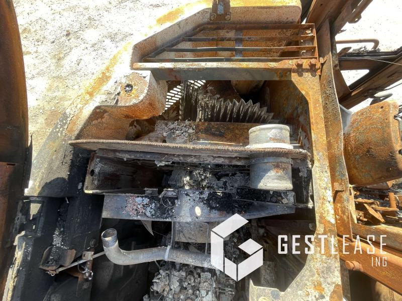 حفار زحاف Kobelco SK140: صورة 25