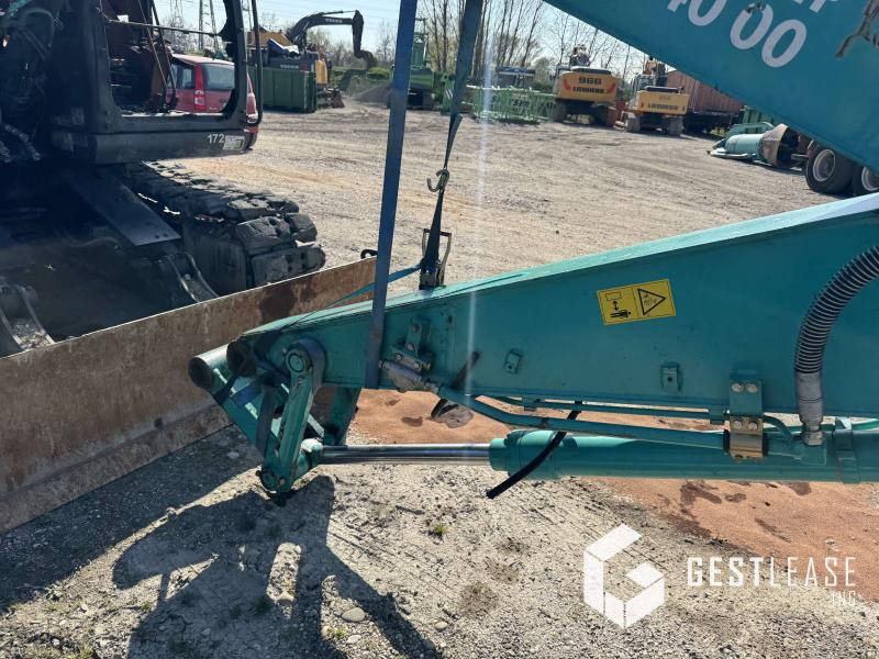 حفار زحاف Kobelco SK140: صورة 6