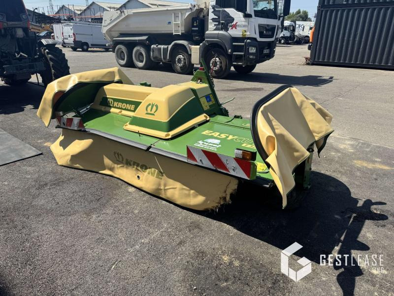 Krone EasyCut F320 - جزازة العشب: صورة 4 Krone EasyCut F320 - جزازة العشب: صورة 4