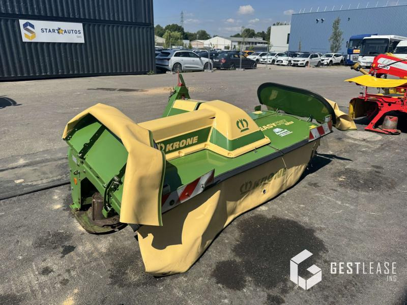 Krone EasyCut F320 - جزازة العشب: صورة 3 Krone EasyCut F320 - جزازة العشب: صورة 3