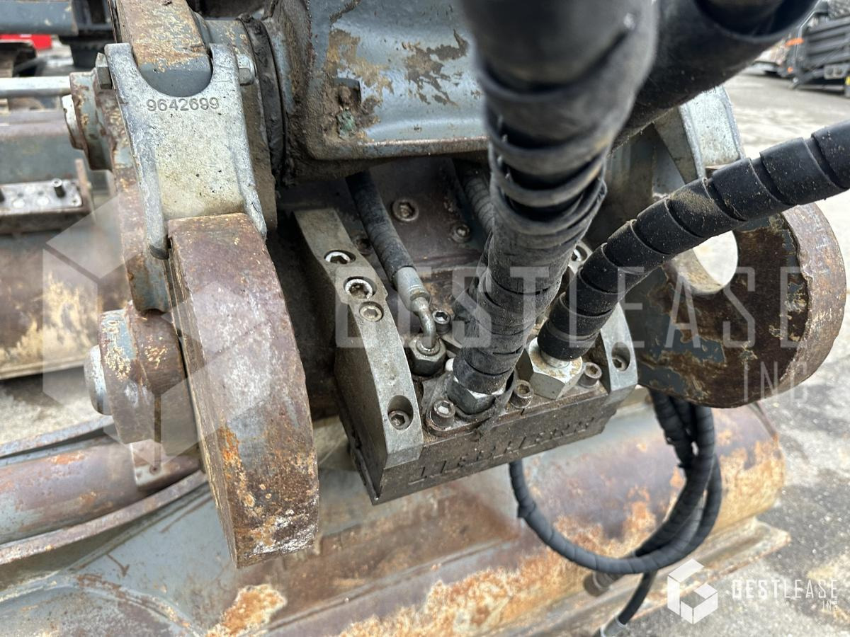 Liebherr R926 COMPACT - حفار زحاف: صورة 5 Liebherr R926 COMPACT - حفار زحاف: صورة 5