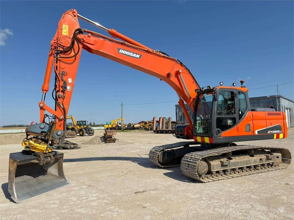Doosan DX 225 LC ENGCON ROTOTILT TOP - حفار زحاف: صورة 1 Doosan DX 225 LC ENGCON ROTOTILT TOP - حفار زحاف: صورة 1