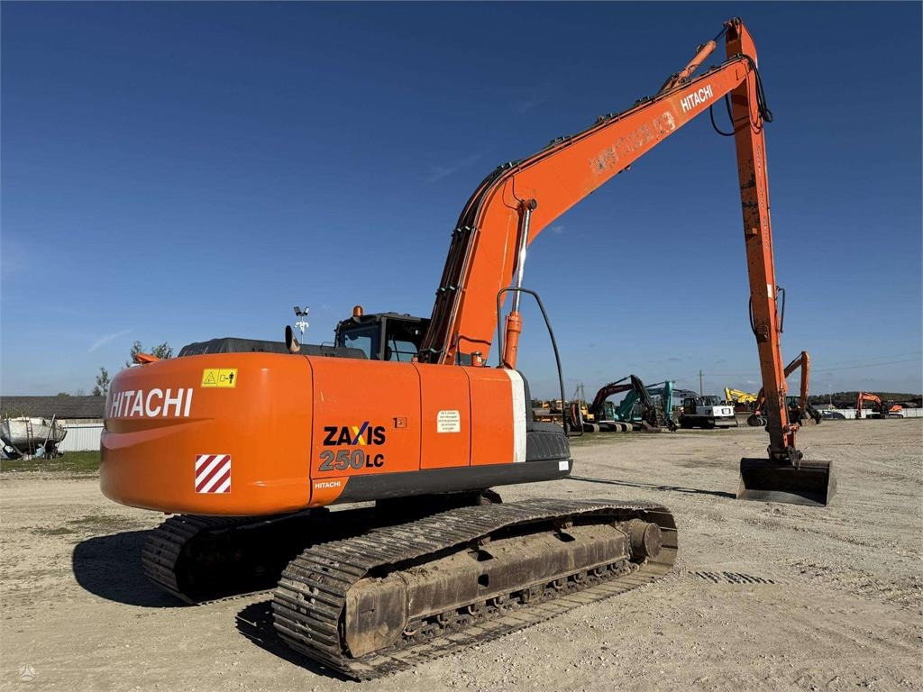Hitachi ZX 250 LC-3 , 21 M , 800 mm - حفار زحاف: صورة 4 Hitachi ZX 250 LC-3 , 21 M , 800 mm - حفار زحاف: صورة 4