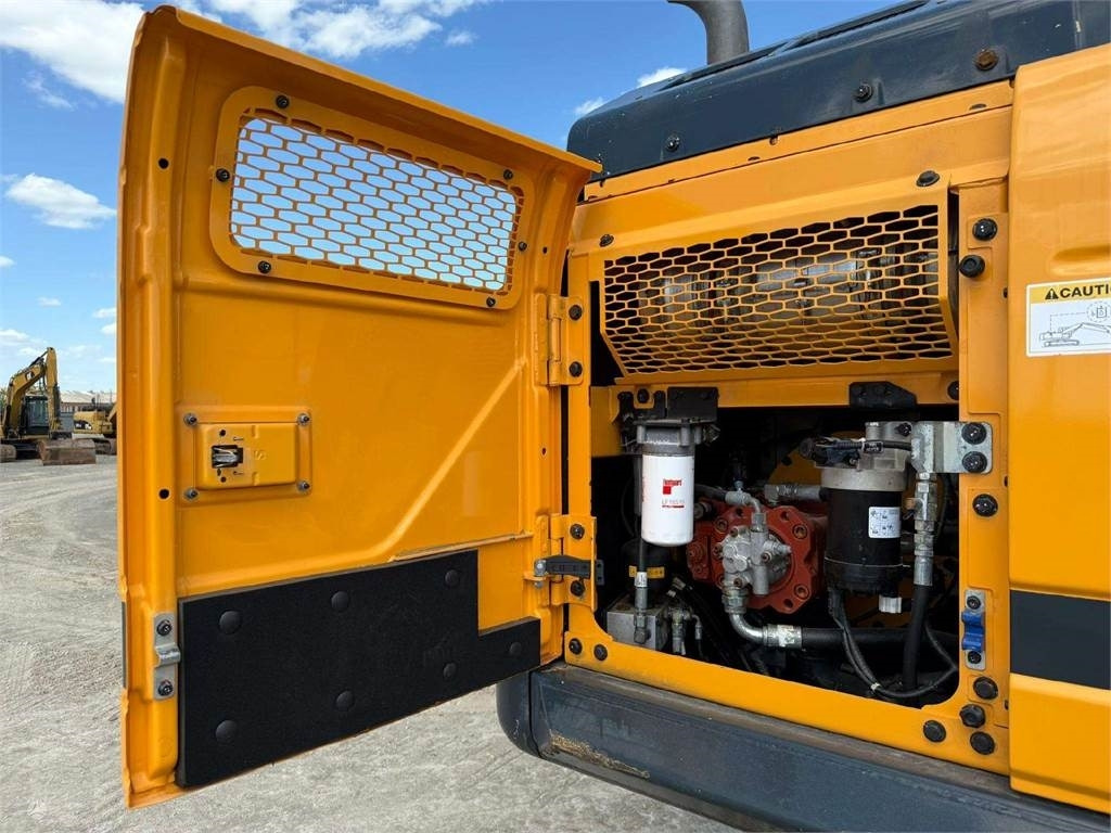 حفار زحاف Hyundai HX 140 A L , 2272 HOURS !: صورة 10 حفار زحاف Hyundai HX 140 A L , 2272 HOURS !: صورة 10