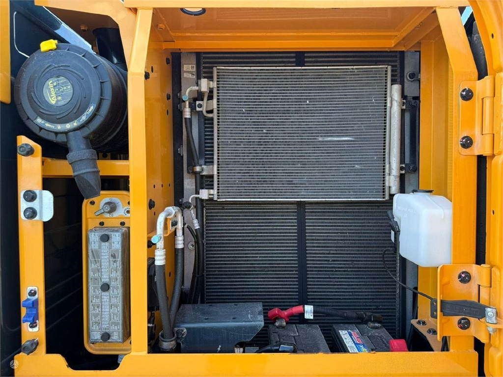 حفار زحاف Hyundai HX 140 A L , 2272 HOURS !: صورة 14 حفار زحاف Hyundai HX 140 A L , 2272 HOURS !: صورة 14