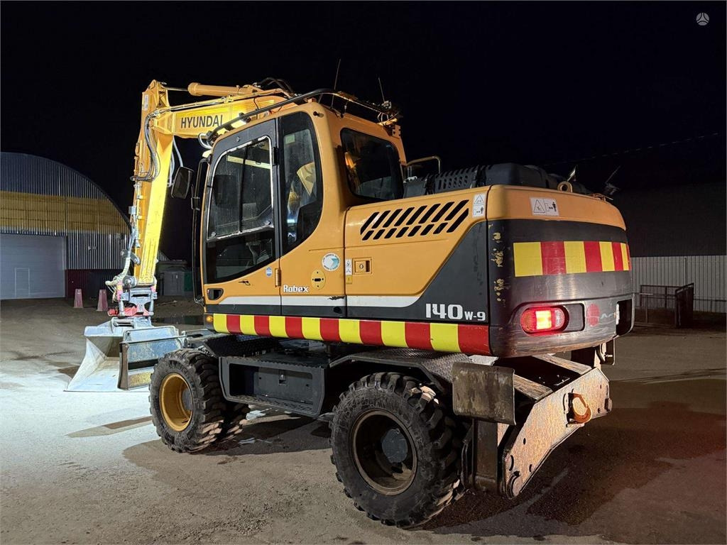 Hyundai Robex 140 W-9 ROTOTILT - حفارة دولاب: صورة 3 Hyundai Robex 140 W-9 ROTOTILT - حفارة دولاب: صورة 3