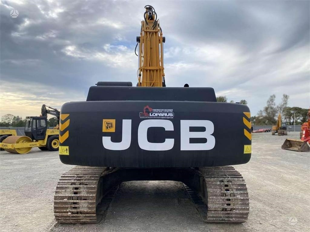 JCB JS 330 LC , ISUZU MANUAL PUMP - حفار زحاف: صورة 4 JCB JS 330 LC , ISUZU MANUAL PUMP - حفار زحاف: صورة 4