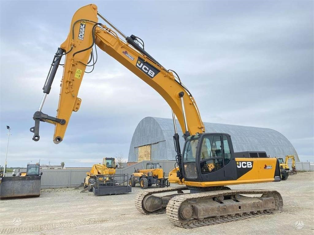 JCB JS 330 LC , ISUZU MANUAL PUMP - حفار زحاف: صورة 2 JCB JS 330 LC , ISUZU MANUAL PUMP - حفار زحاف: صورة 2