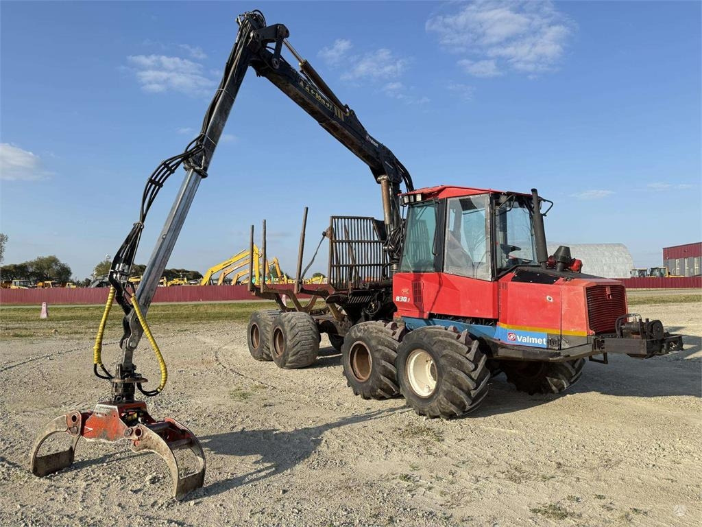 Valmet 830.1 - حافلة الغابات: صورة 1 Valmet 830.1 - حافلة الغابات: صورة 1