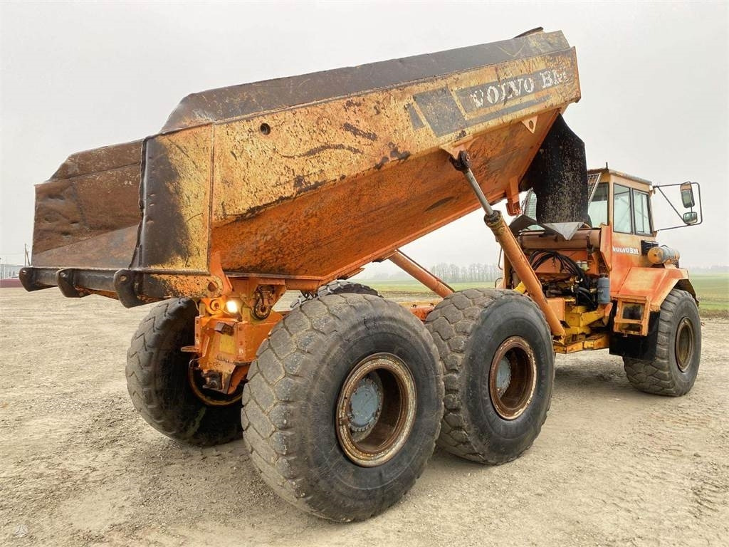Volvo A25C , Nr.1 - شاحنة قلاب مفصلية: صورة 3 Volvo A25C , Nr.1 - شاحنة قلاب مفصلية: صورة 3