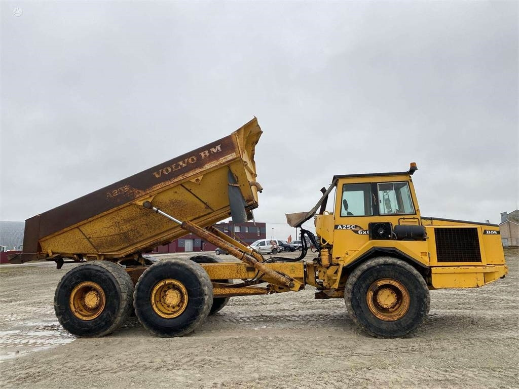 Volvo A25C , Nr.2 - شاحنة قلاب مفصلية: صورة 2 Volvo A25C , Nr.2 - شاحنة قلاب مفصلية: صورة 2