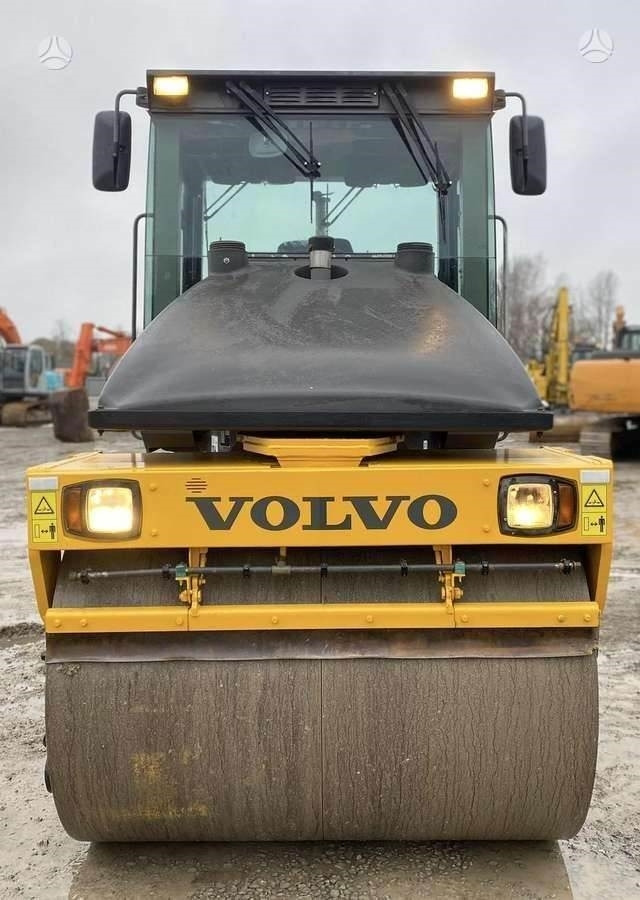 Volvo DD 85 - مدحلة اسفلت: صورة 3 Volvo DD 85 - مدحلة اسفلت: صورة 3