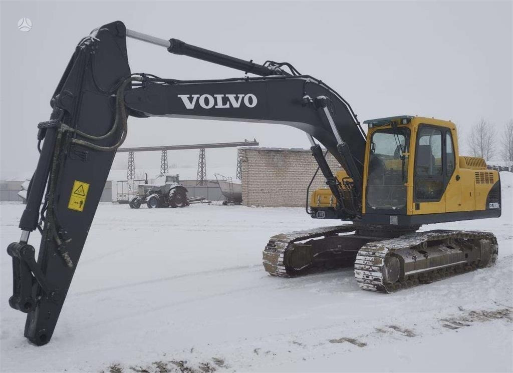 Volvo EC 210 BLC - حفار زحاف: صورة 2 Volvo EC 210 BLC - حفار زحاف: صورة 2
