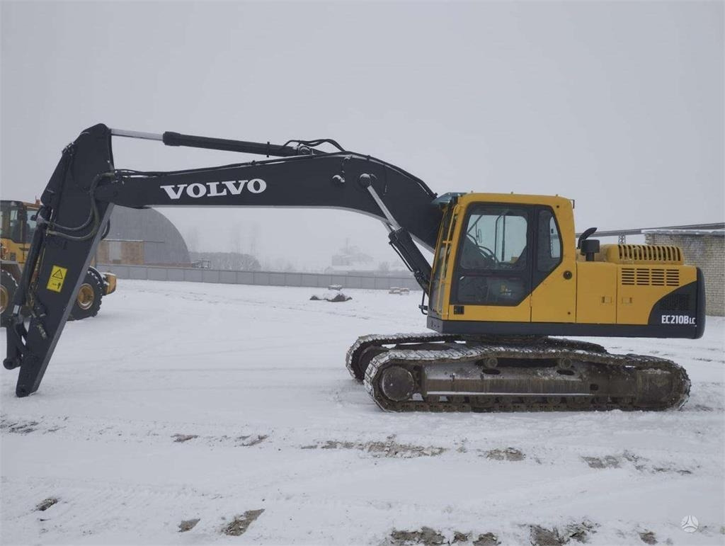 Volvo EC 210 BLC - حفار زحاف: صورة 4 Volvo EC 210 BLC - حفار زحاف: صورة 4