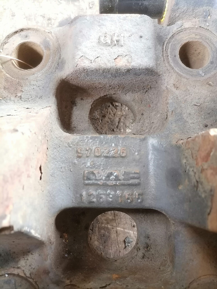 DAF Air suspension bracket 1253155 - المحور و قطع الغيار - شاحنة: صورة 2 DAF Air suspension bracket 1253155 - المحور و قطع الغيار - شاحنة: صورة 2